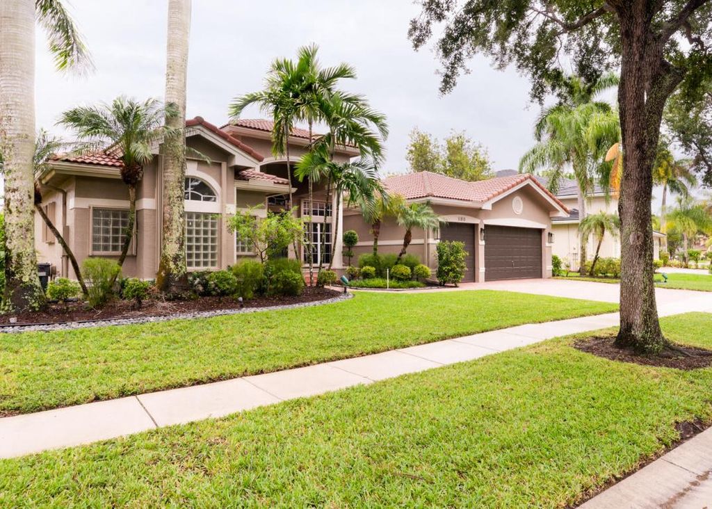 Photo of 11810 Bayfield Drive, Boca Raton, FL 33498 (MLS # R11106546)