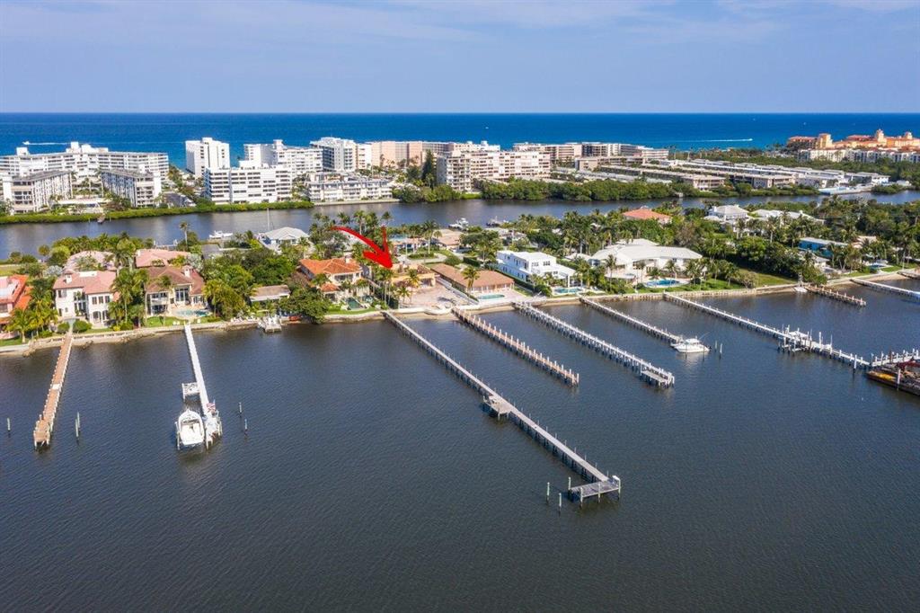 LAKE SHORES LANTANA - Residential