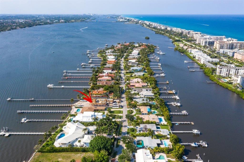 LAKE SHORES LANTANA - Residential