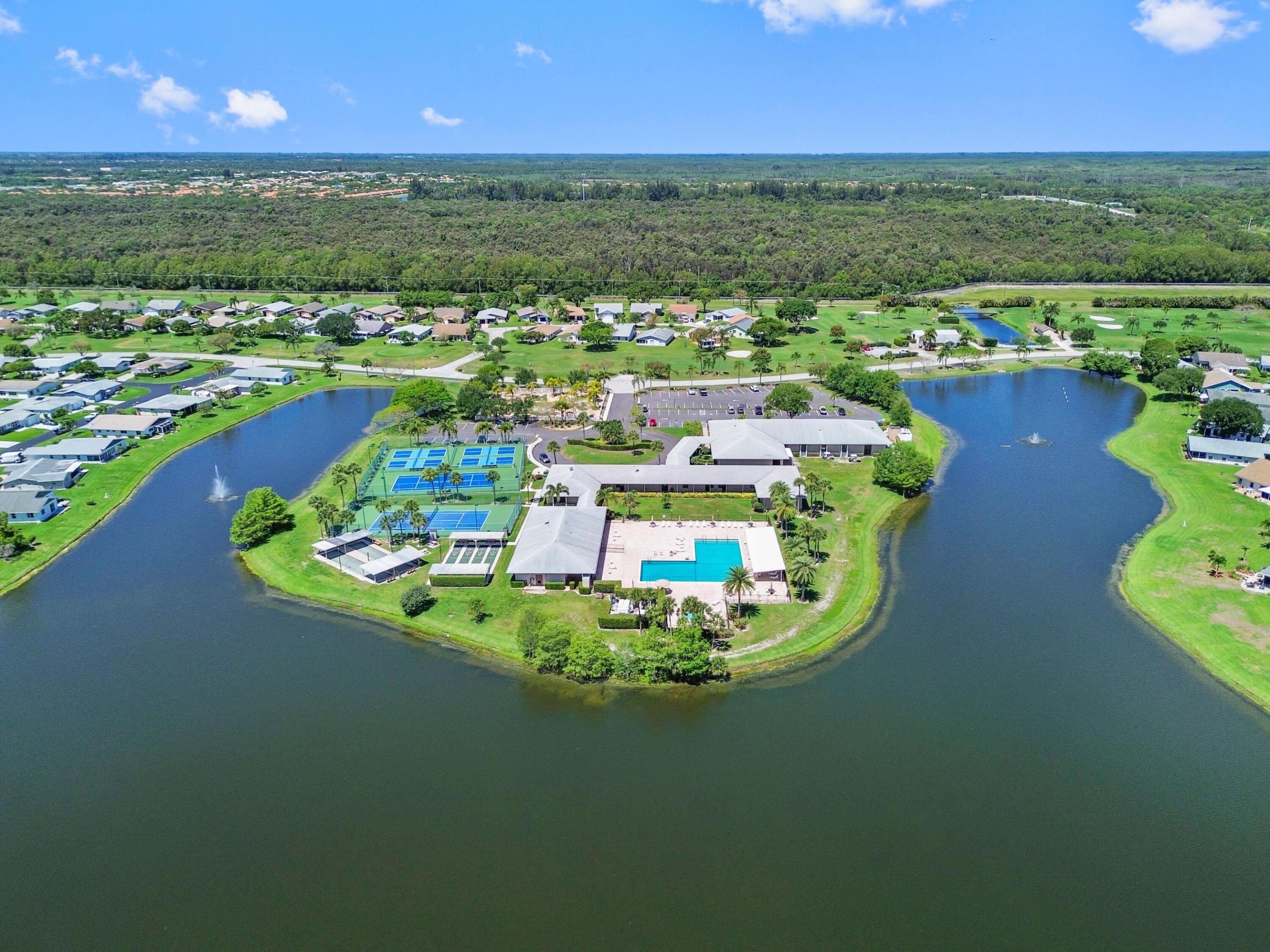 CYPRESS LAKES - Residential