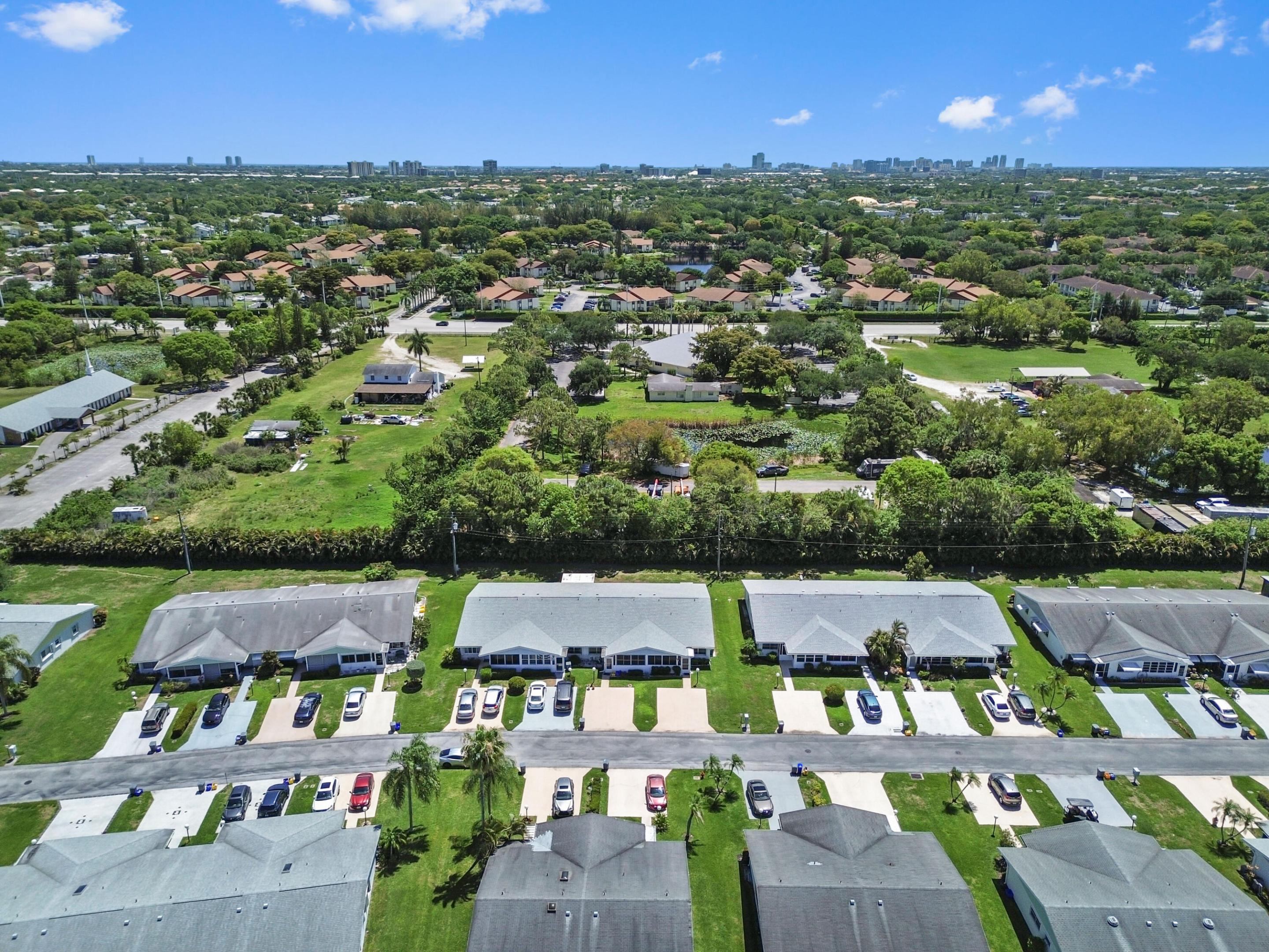 CYPRESS LAKES - Residential