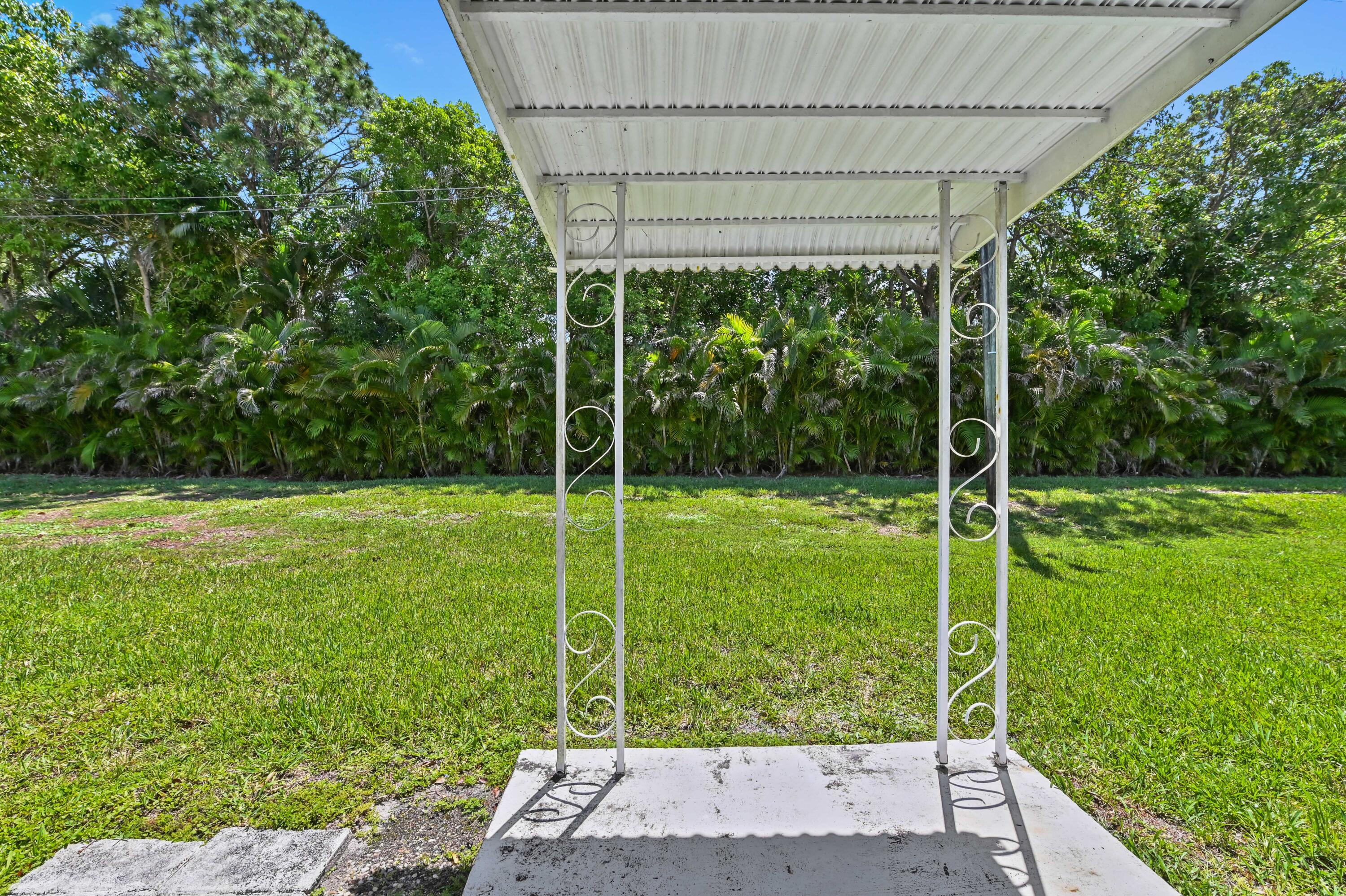 CYPRESS LAKES - Residential