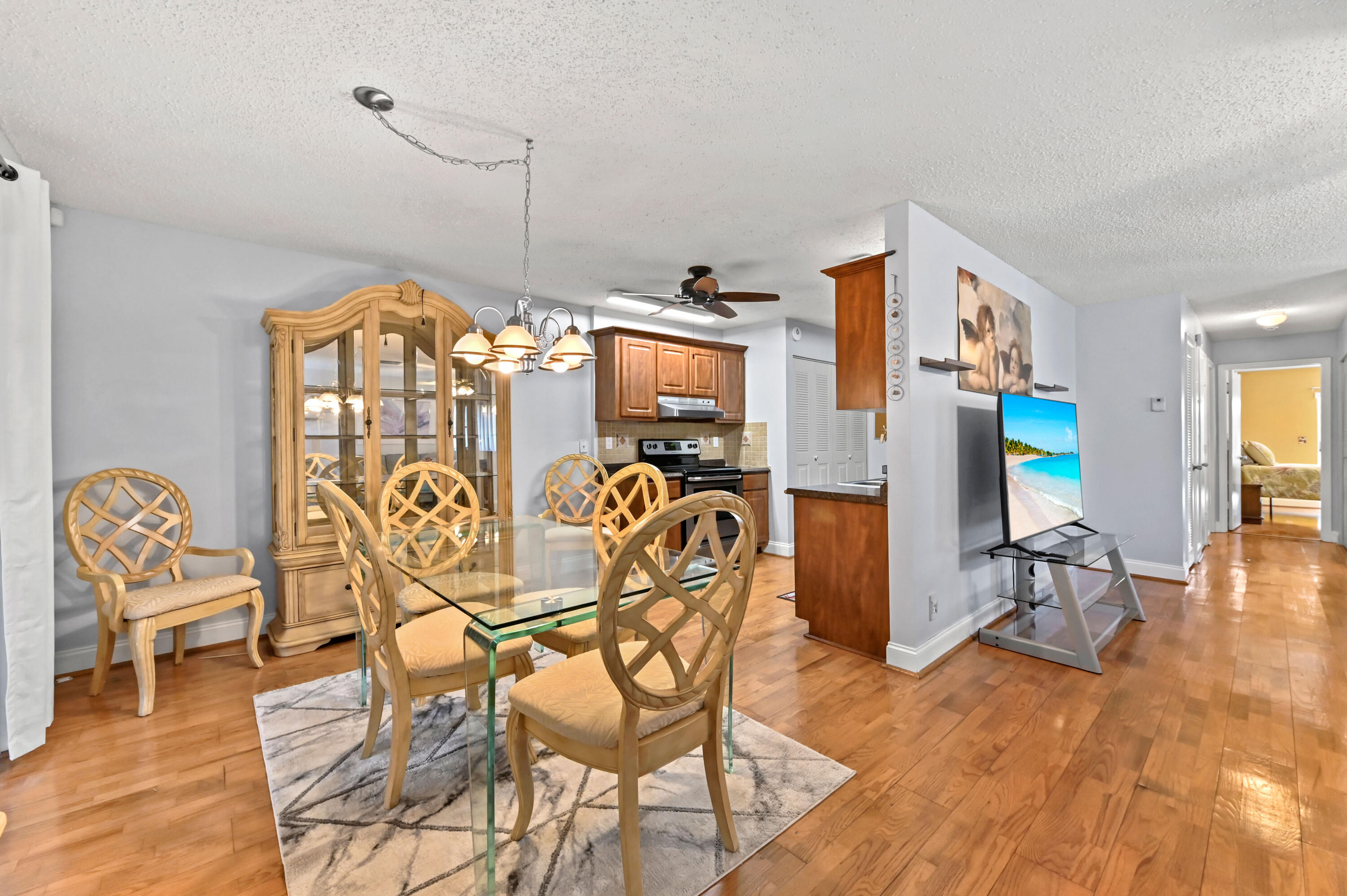 CYPRESS LAKES - Residential
