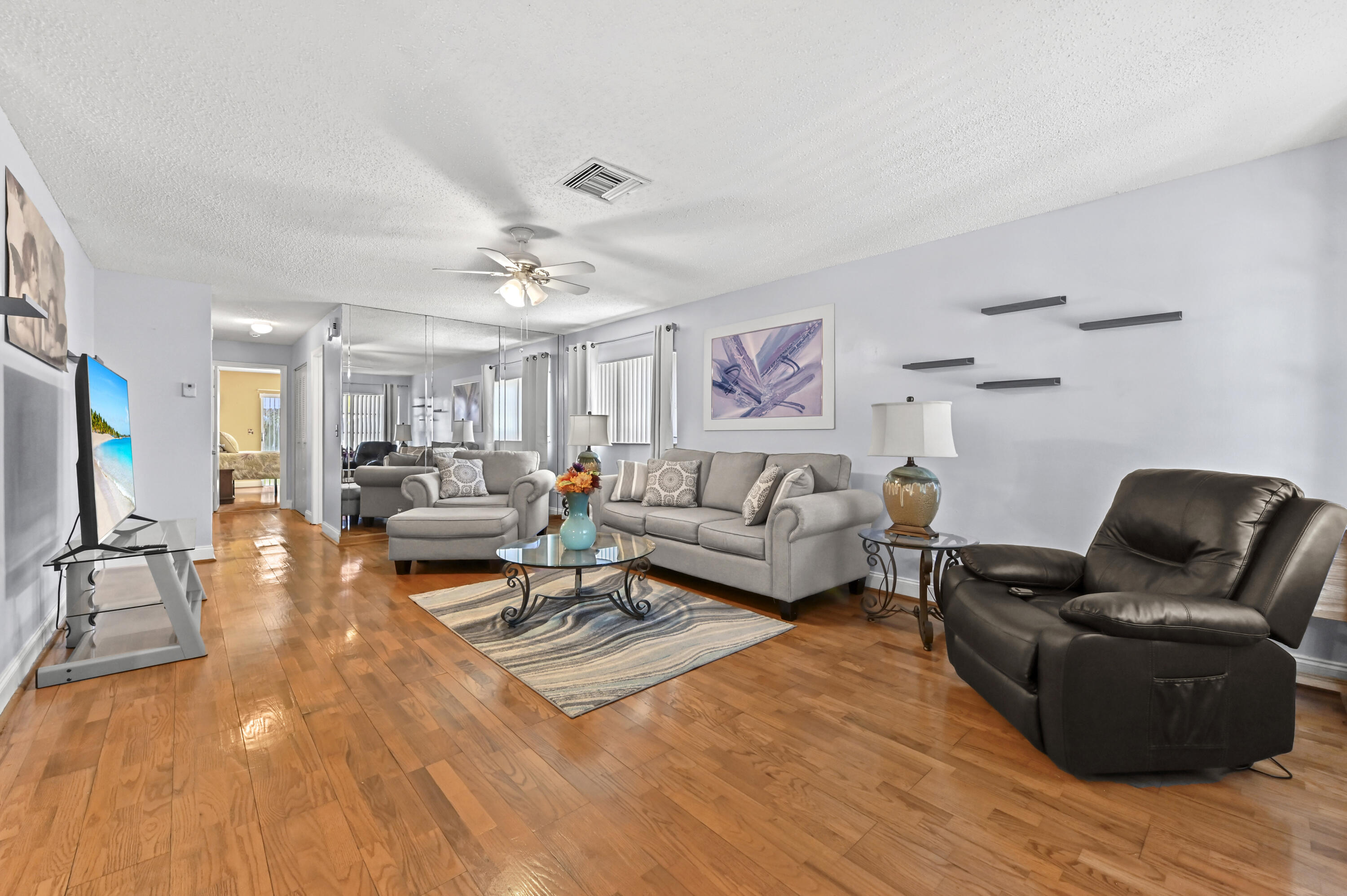 CYPRESS LAKES - Residential