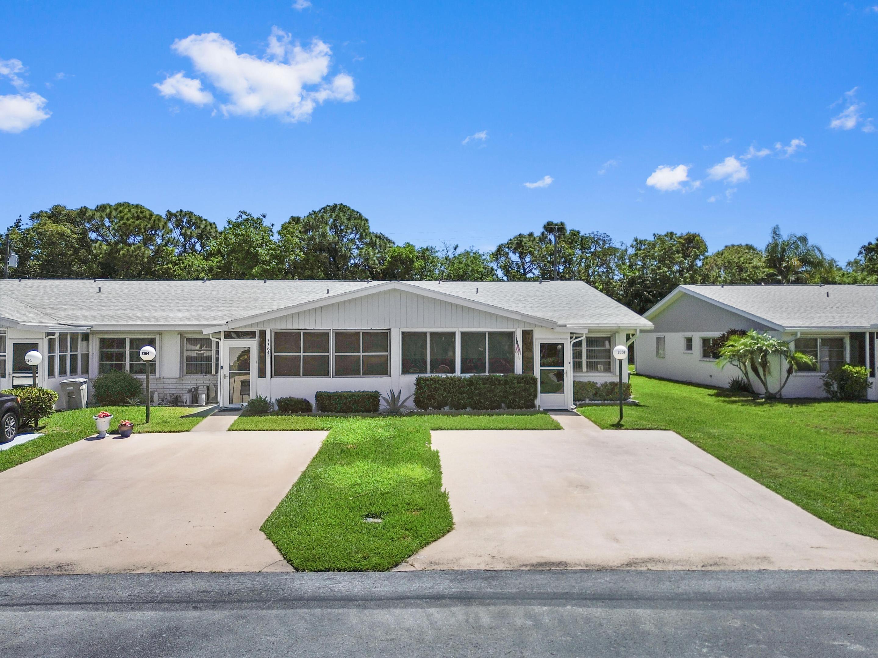 CYPRESS LAKES - Residential