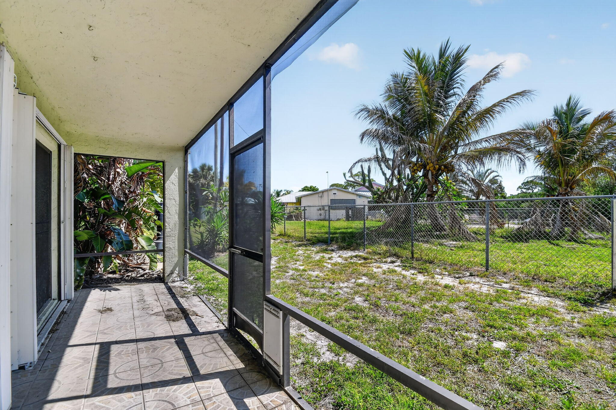 BOYNTON LAKES 6 - Residential