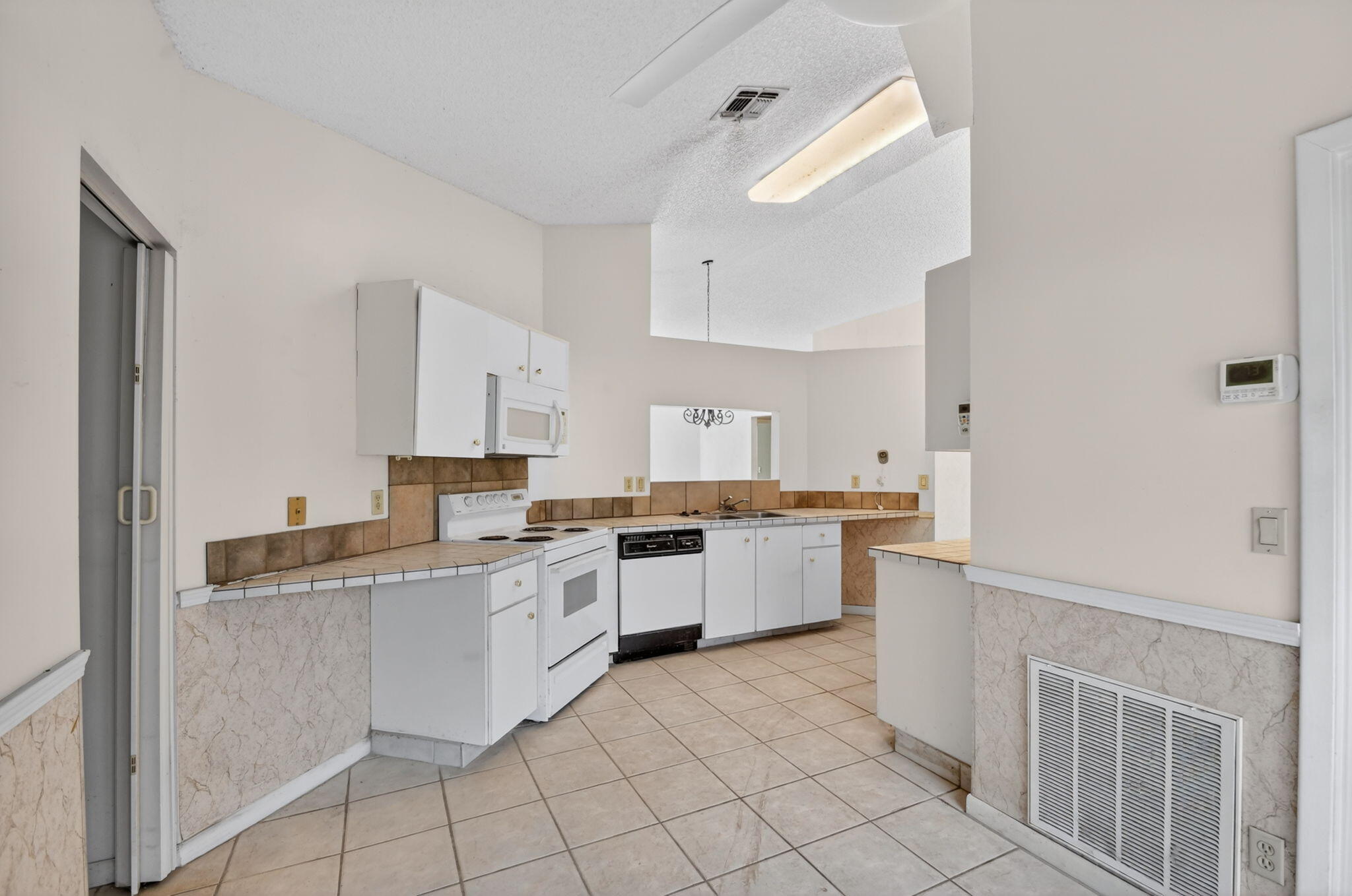 BOYNTON LAKES 6 - Residential