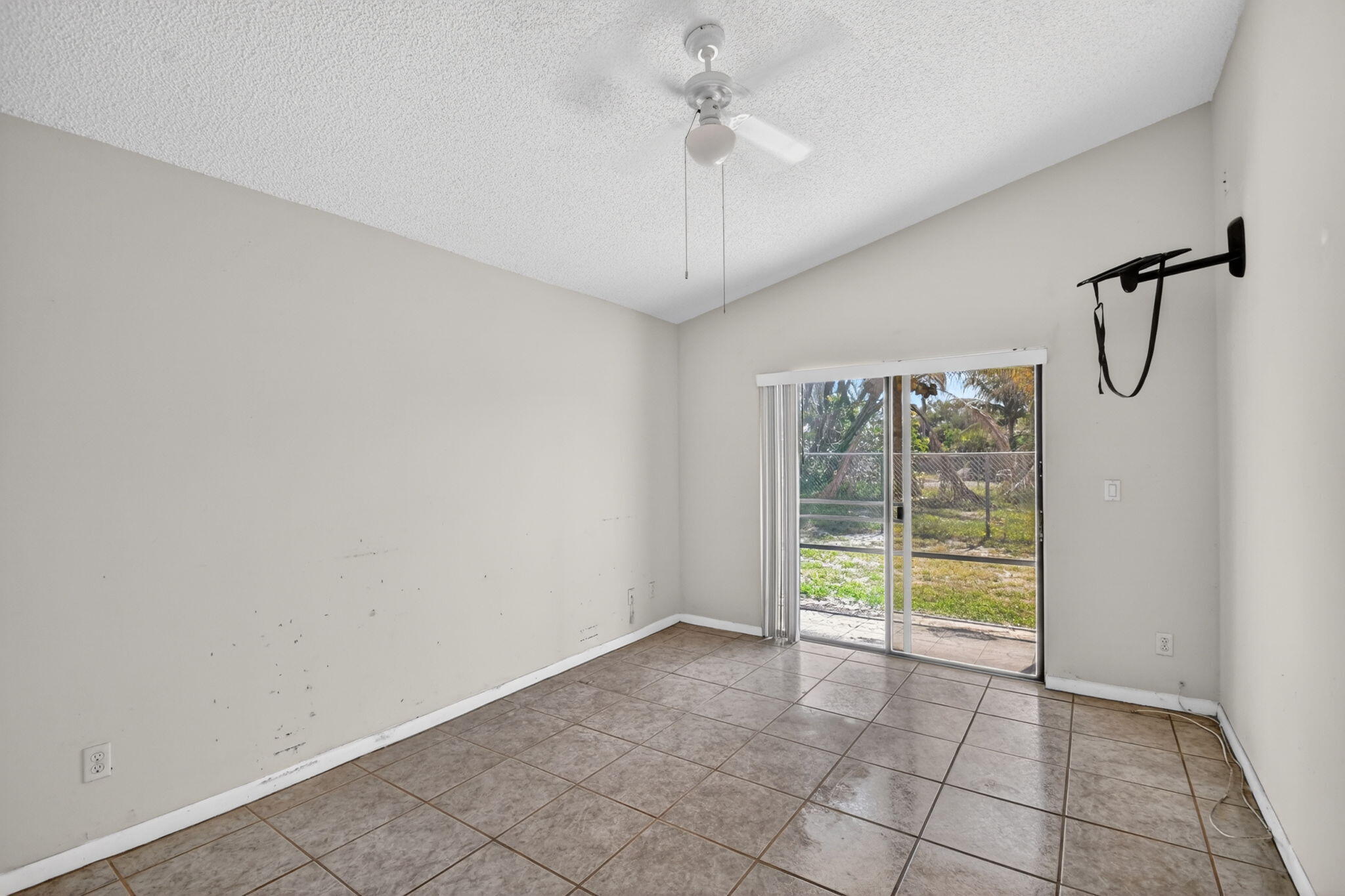 BOYNTON LAKES 6 - Residential