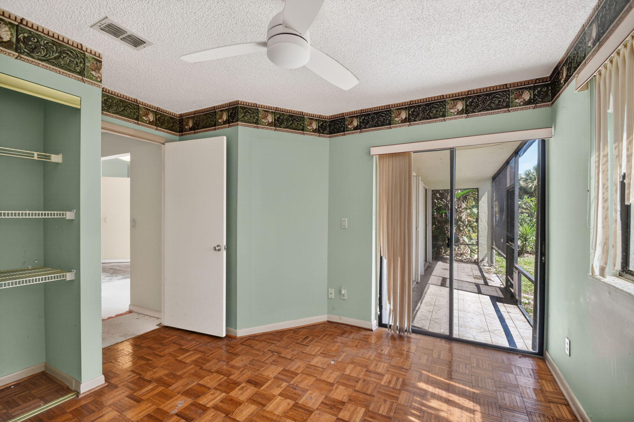 BOYNTON LAKES 6 - Residential
