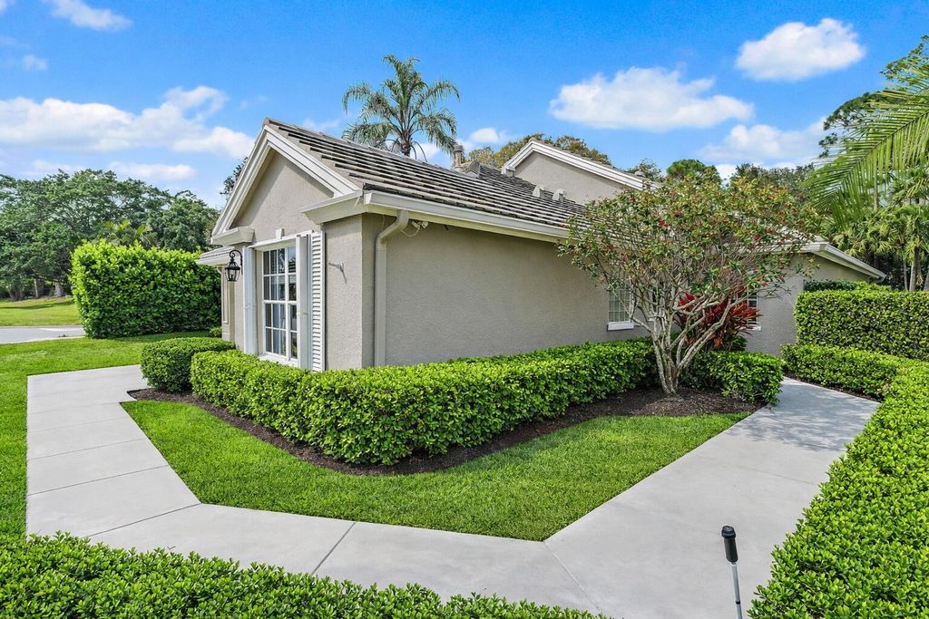 Photo of 600 Masters Way, Palm Beach Gardens, FL 33418 (MLS # R11163504)