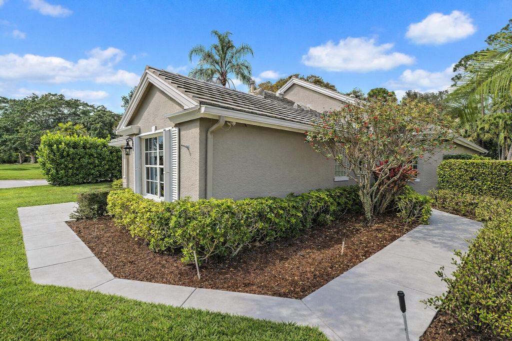 Photo of 600 Masters Way, Palm Beach Gardens, FL 33418 (MLS # R11163504)