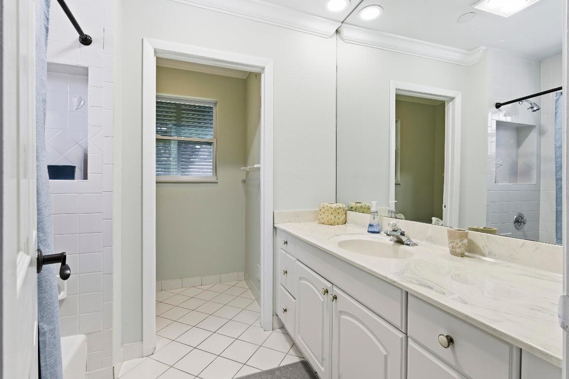 NORTH PALM BEACH VILLAGE OF 1 - Residential