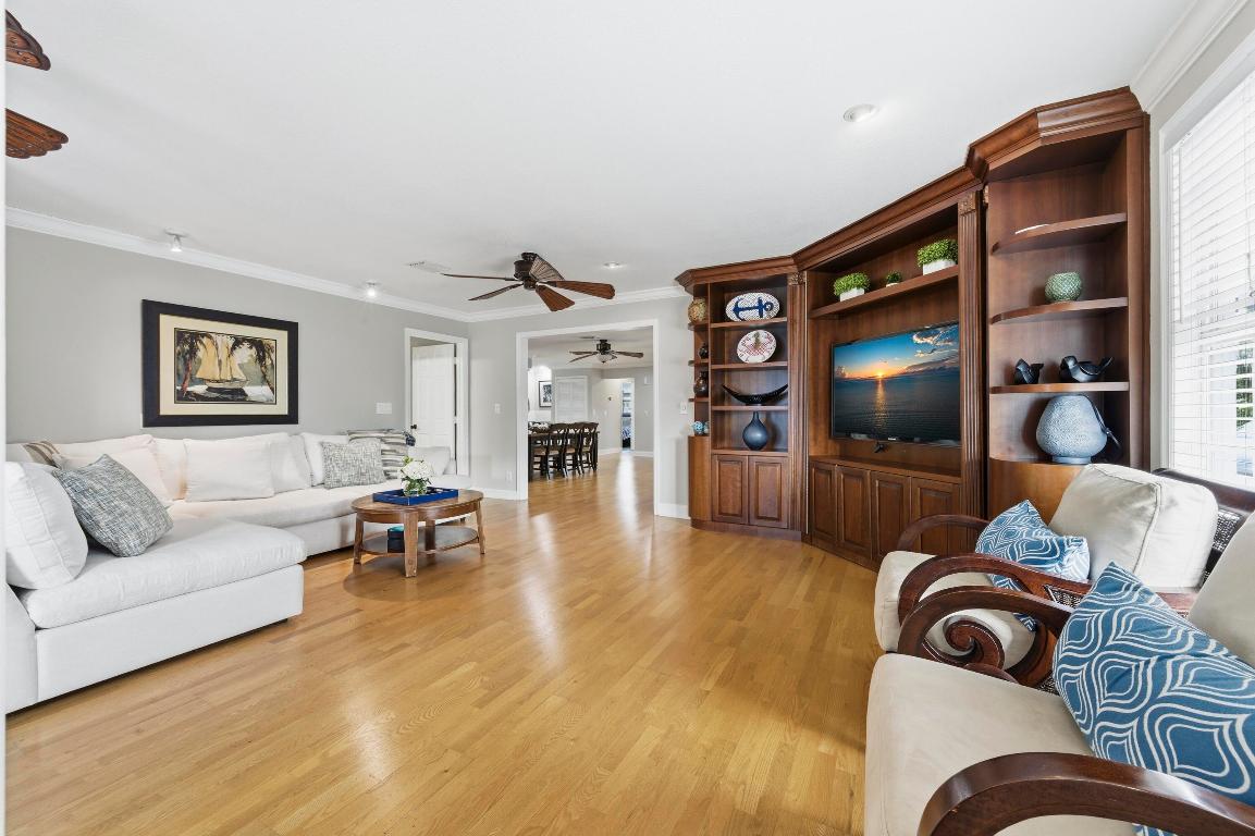 NORTH PALM BEACH VILLAGE OF 1 - Residential