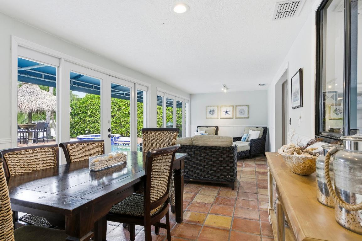 NORTH PALM BEACH VILLAGE OF 1 - Residential