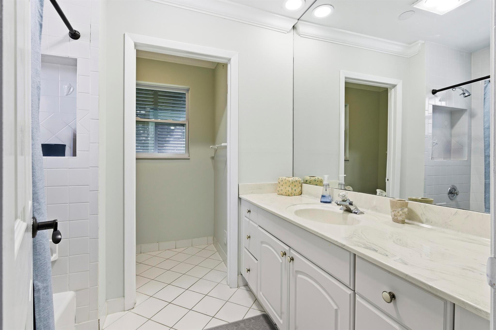 NORTH PALM BEACH VILLAGE - Residential