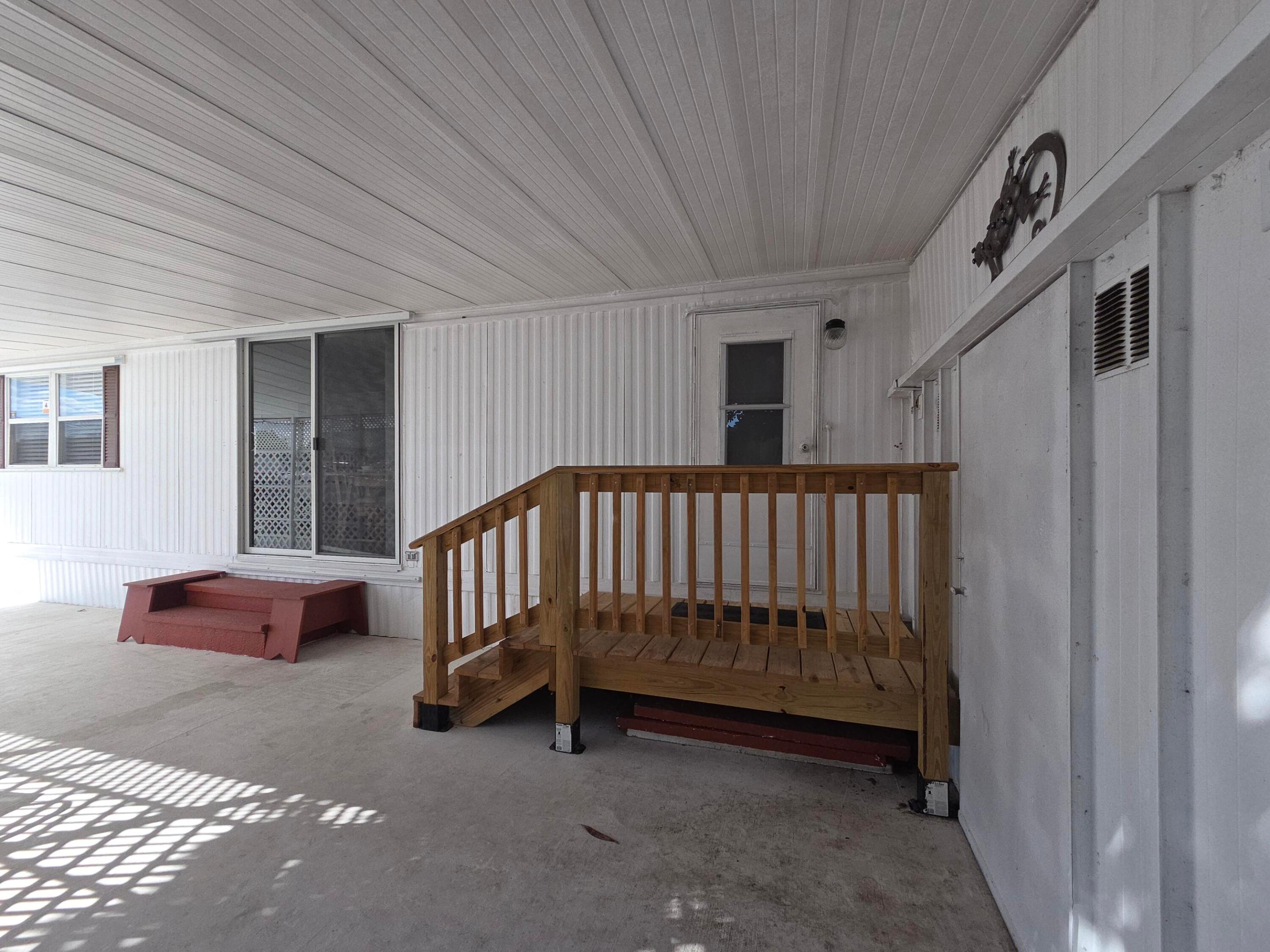 RIDGEWAY - Residential