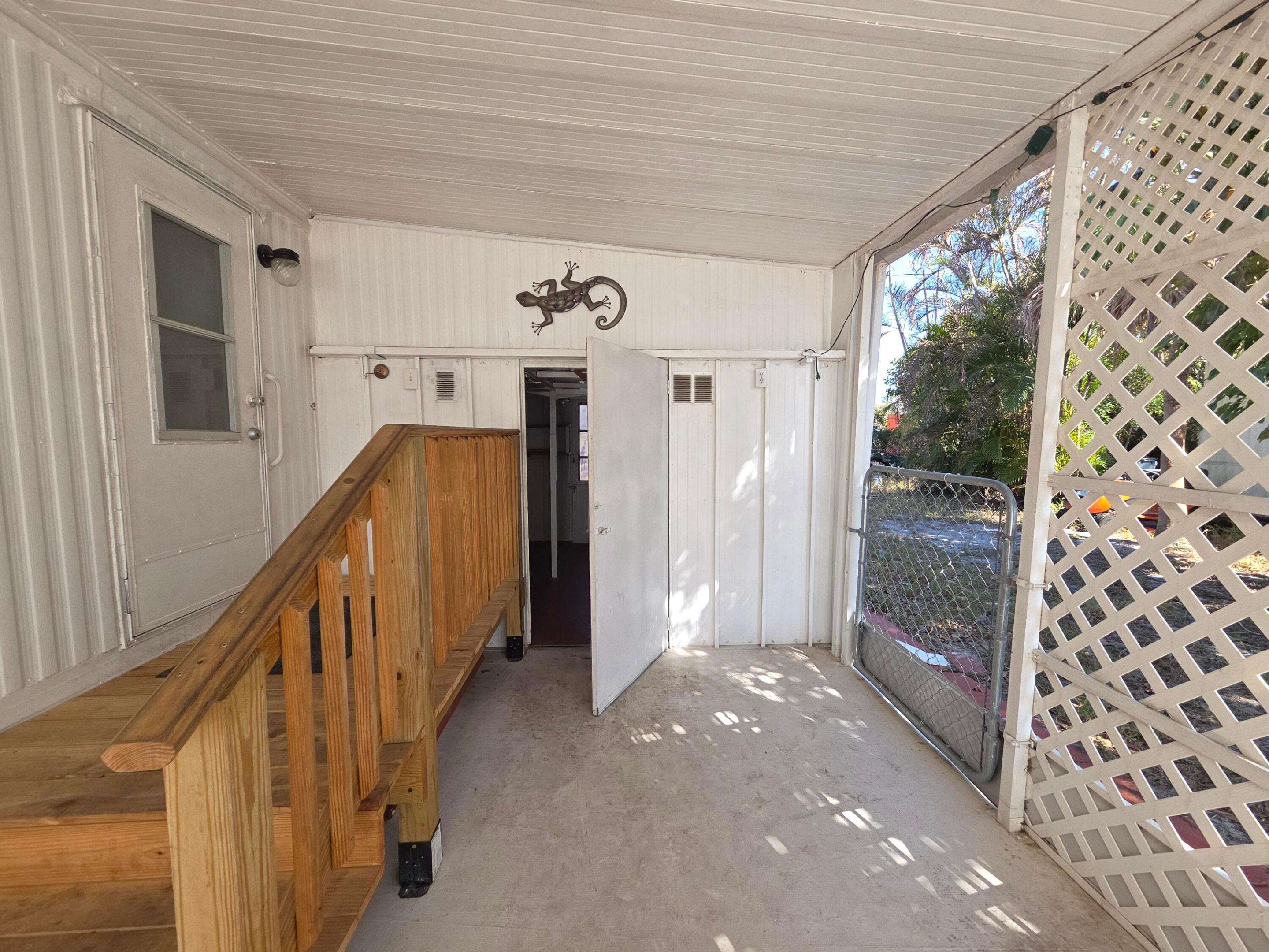 RIDGEWAY - Residential