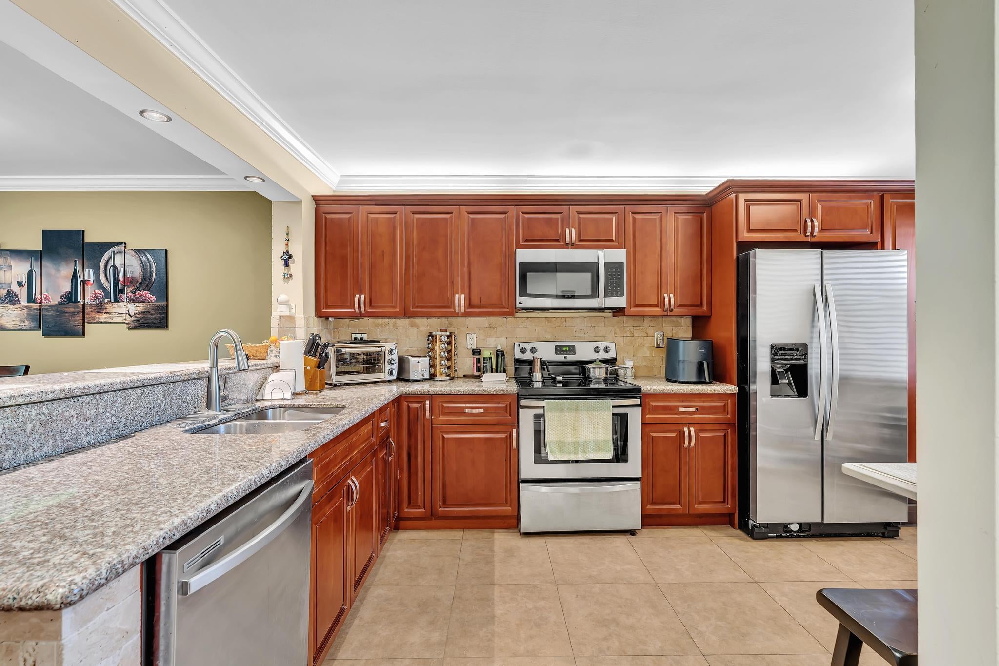 460 NW 67TH Street L105