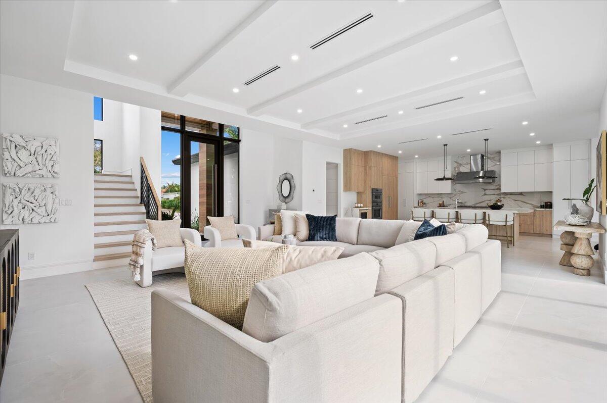 ELLAMAR - Residential