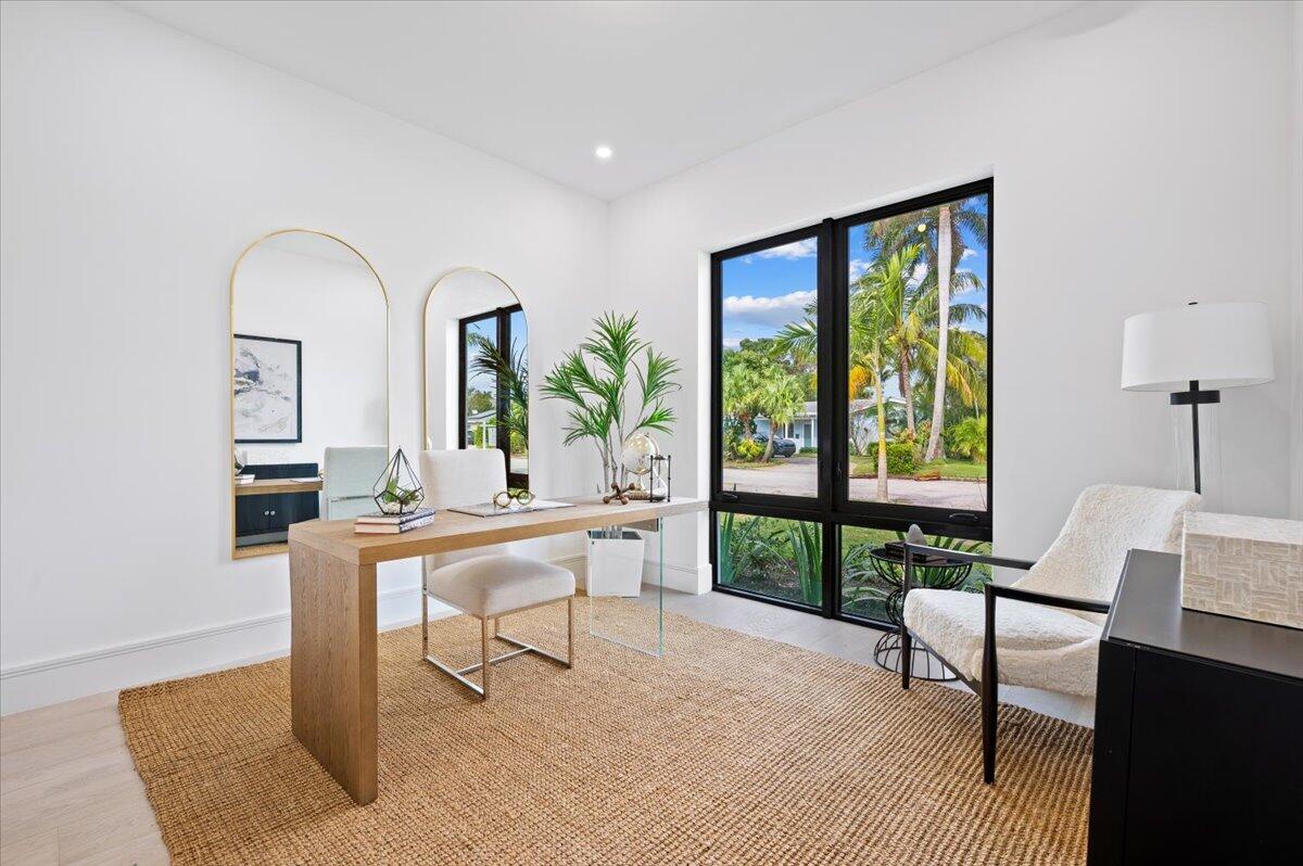 ELLAMAR - Residential