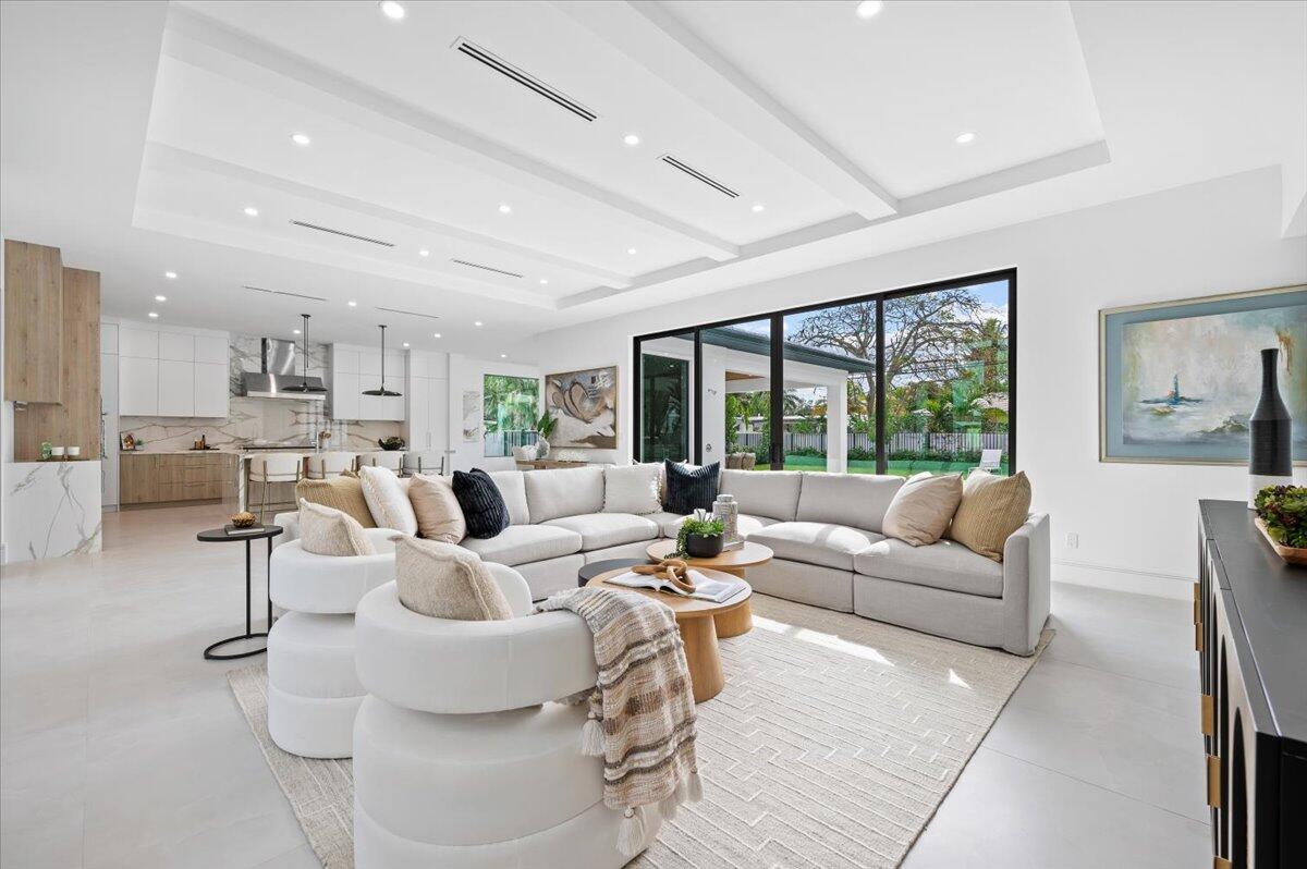 ELLAMAR - Residential