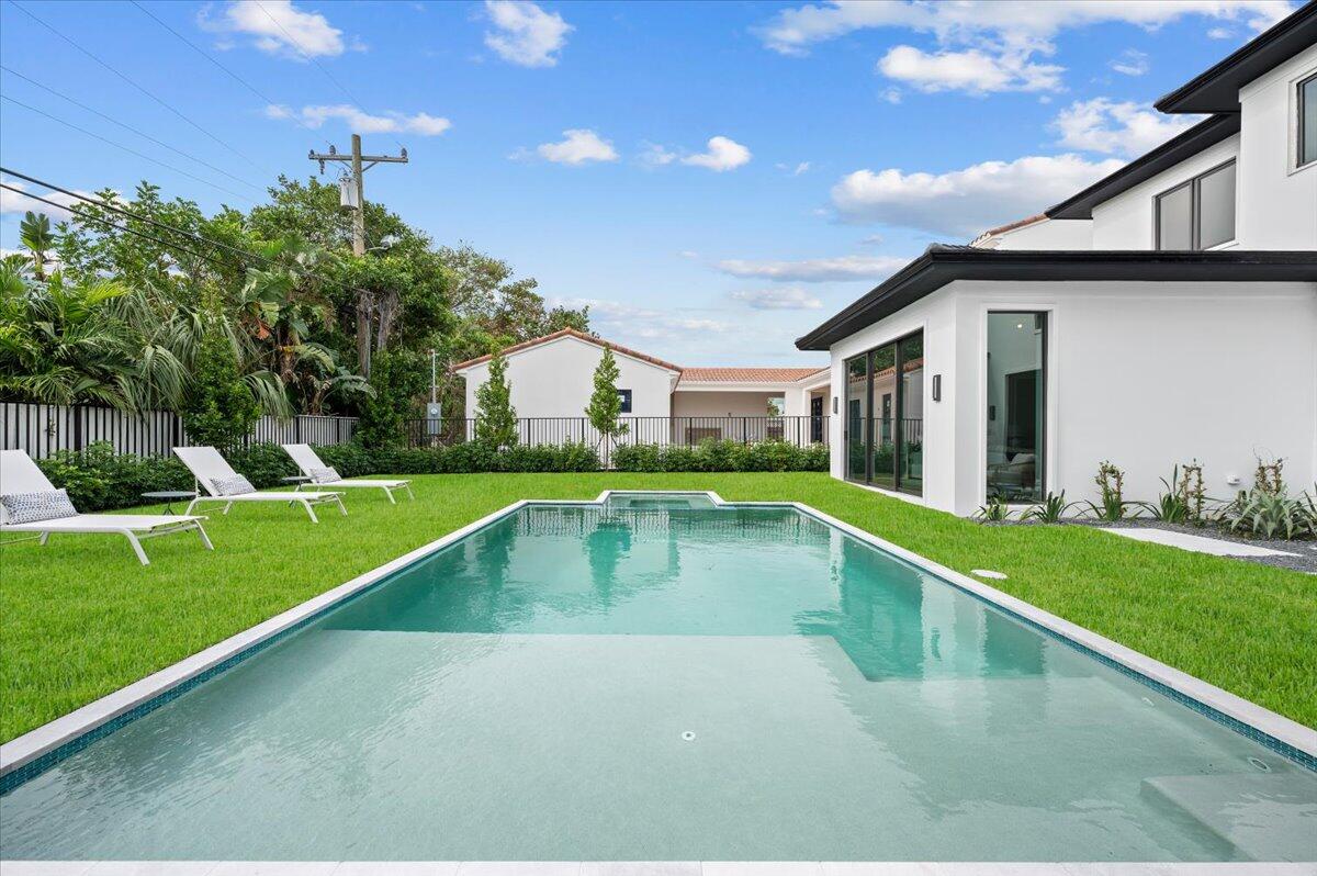 ELLAMAR - Residential