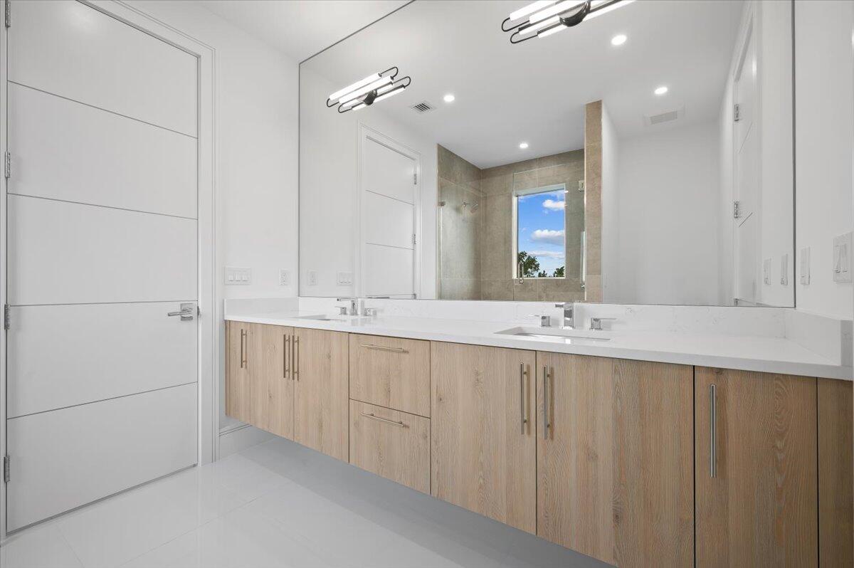 ELLAMAR - Residential