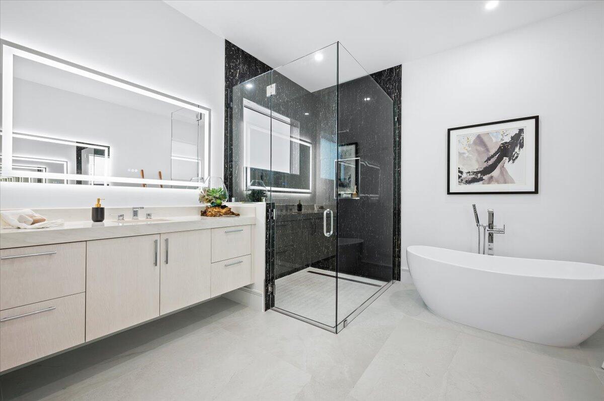 ELLAMAR - Residential