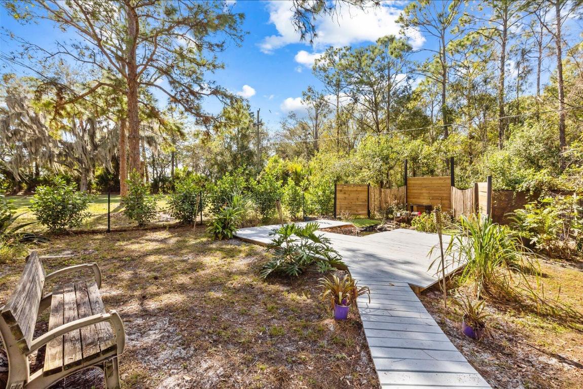 INDIAN MOUND TRAILS - Residential