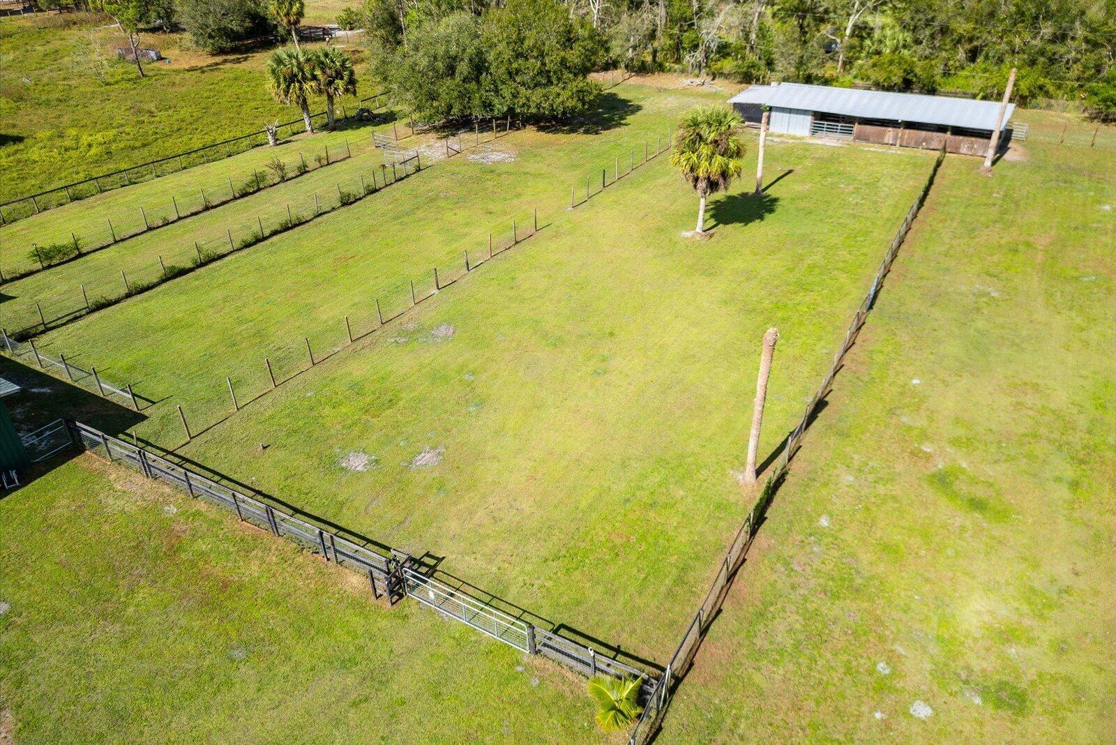 INDIAN MOUND TRAILS - Residential