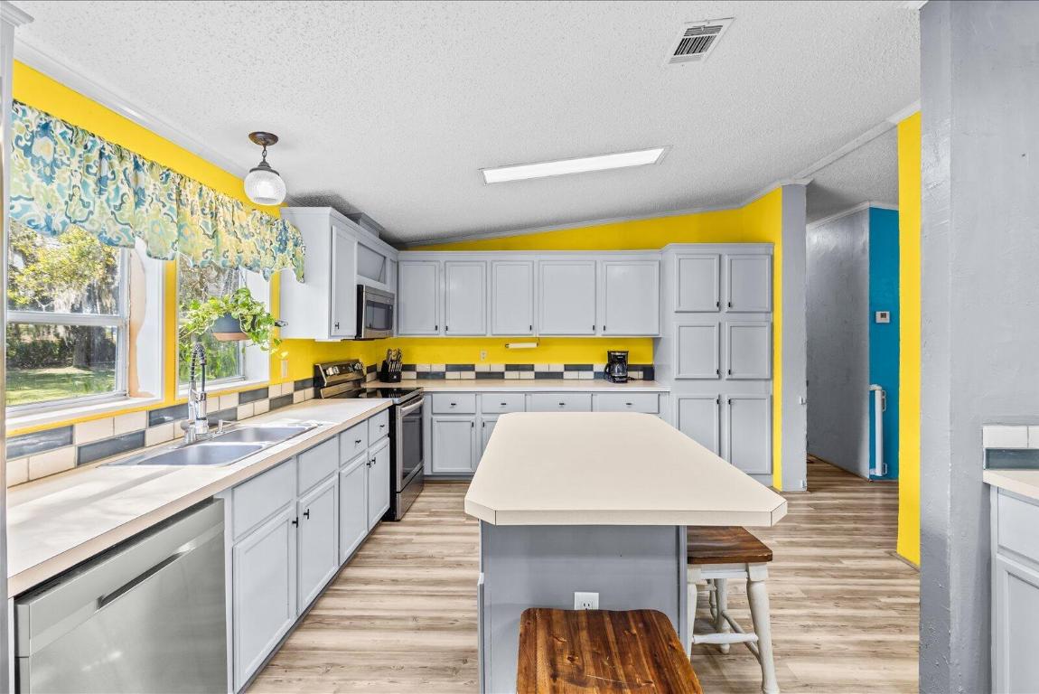 INDIAN MOUND TRAILS - Residential