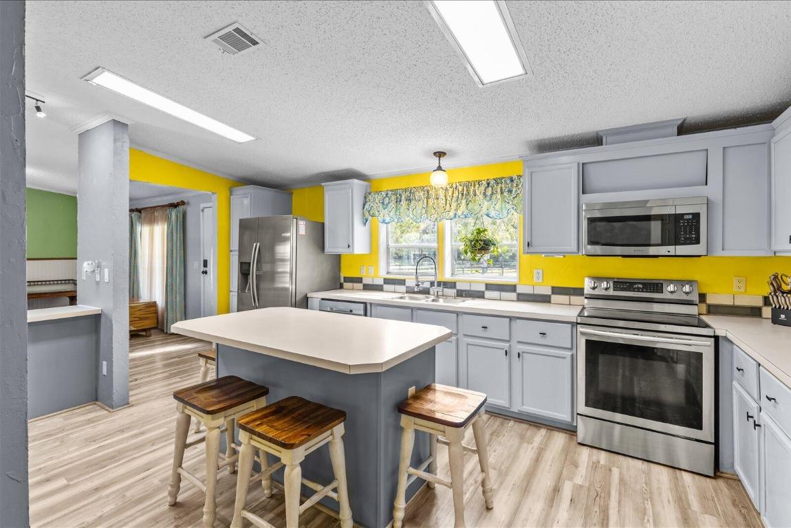 INDIAN MOUND TRAILS - Residential