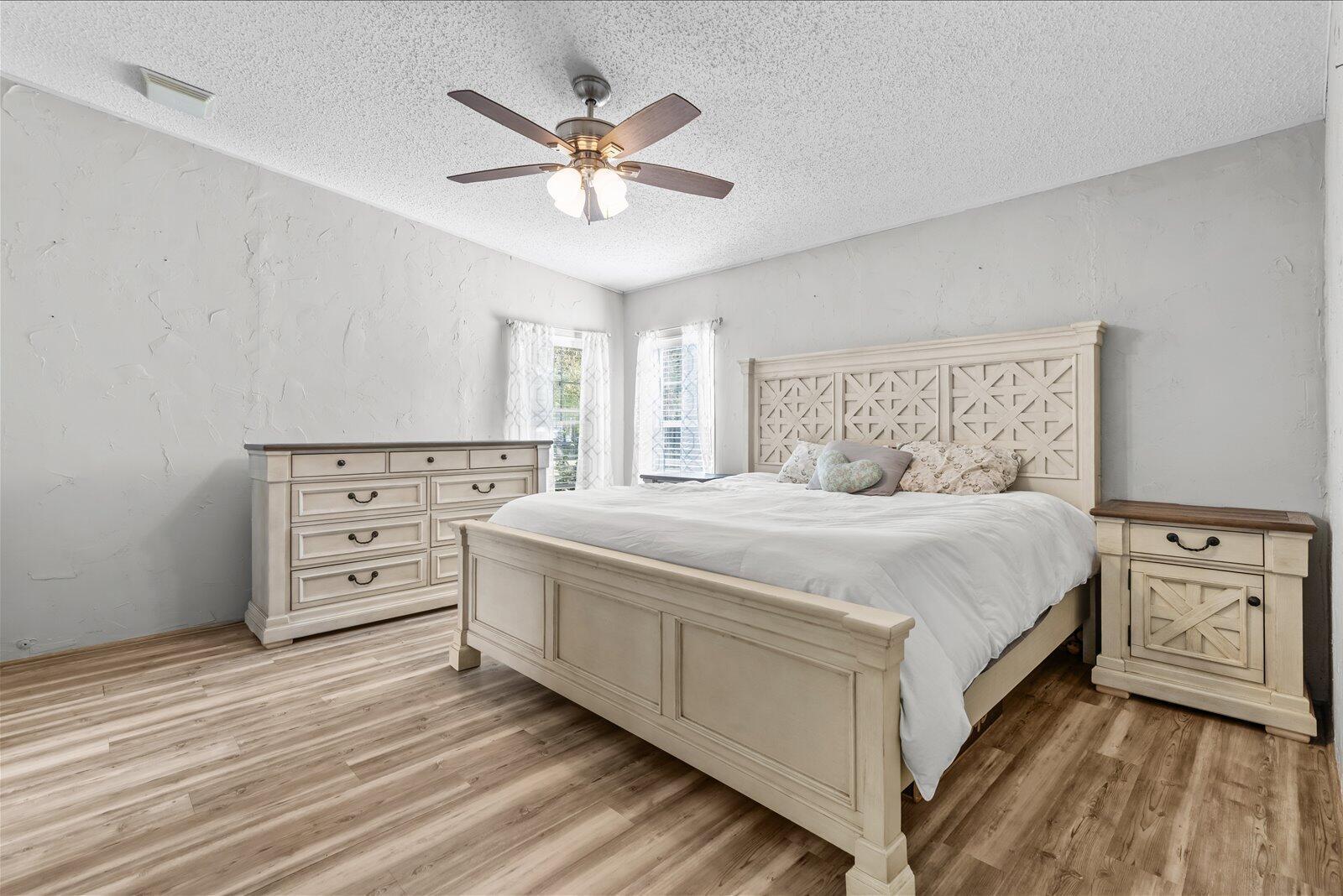 INDIAN MOUND TRAILS - Residential