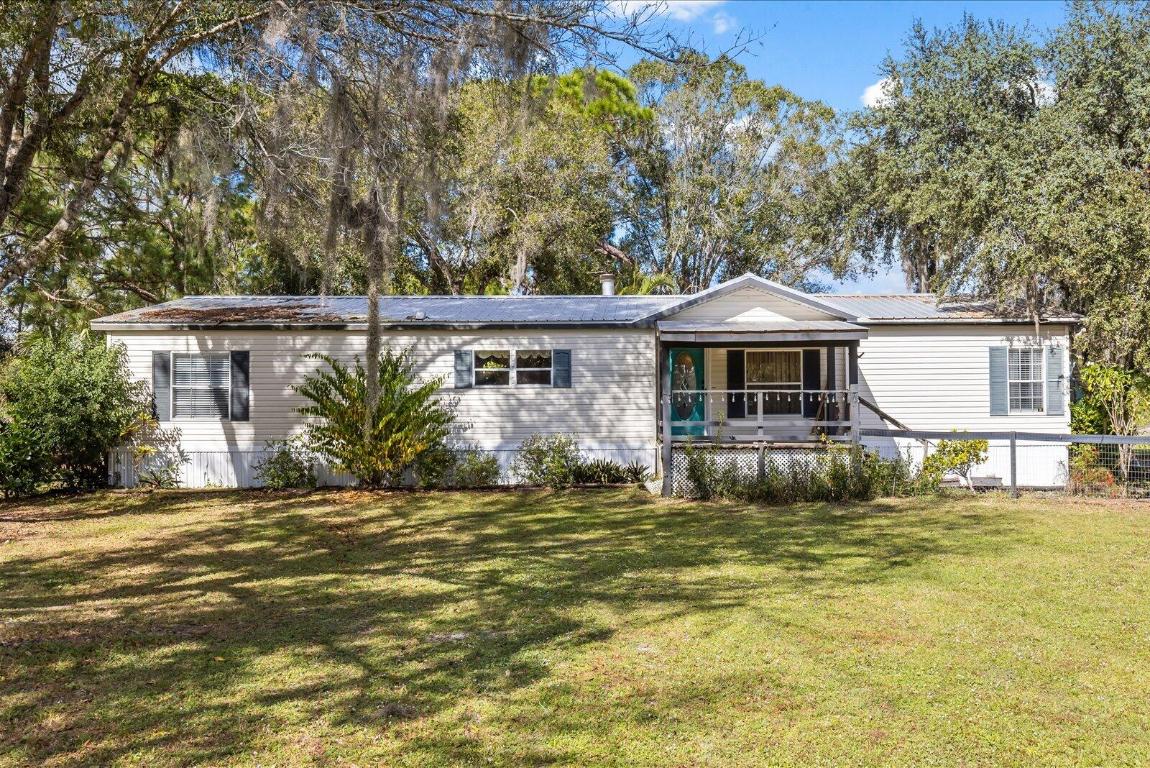 INDIAN MOUND TRAILS - Residential