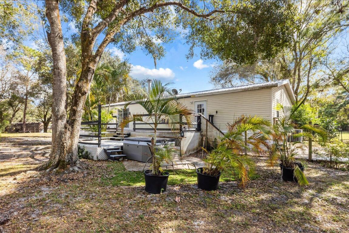 INDIAN MOUND TRAILS - Residential