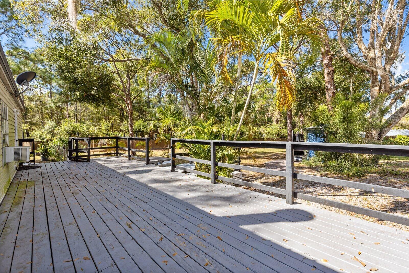 INDIAN MOUND TRAILS - Residential