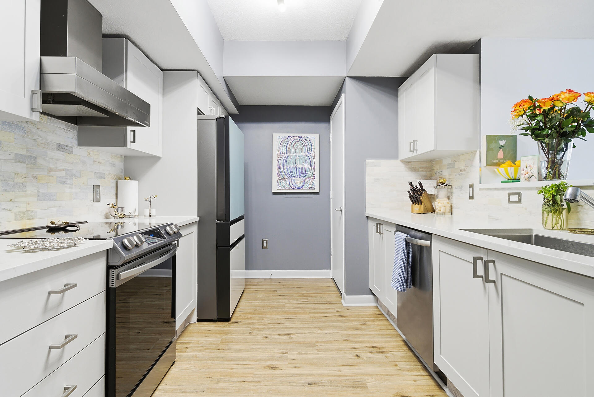 SLADE CONDO - Residential