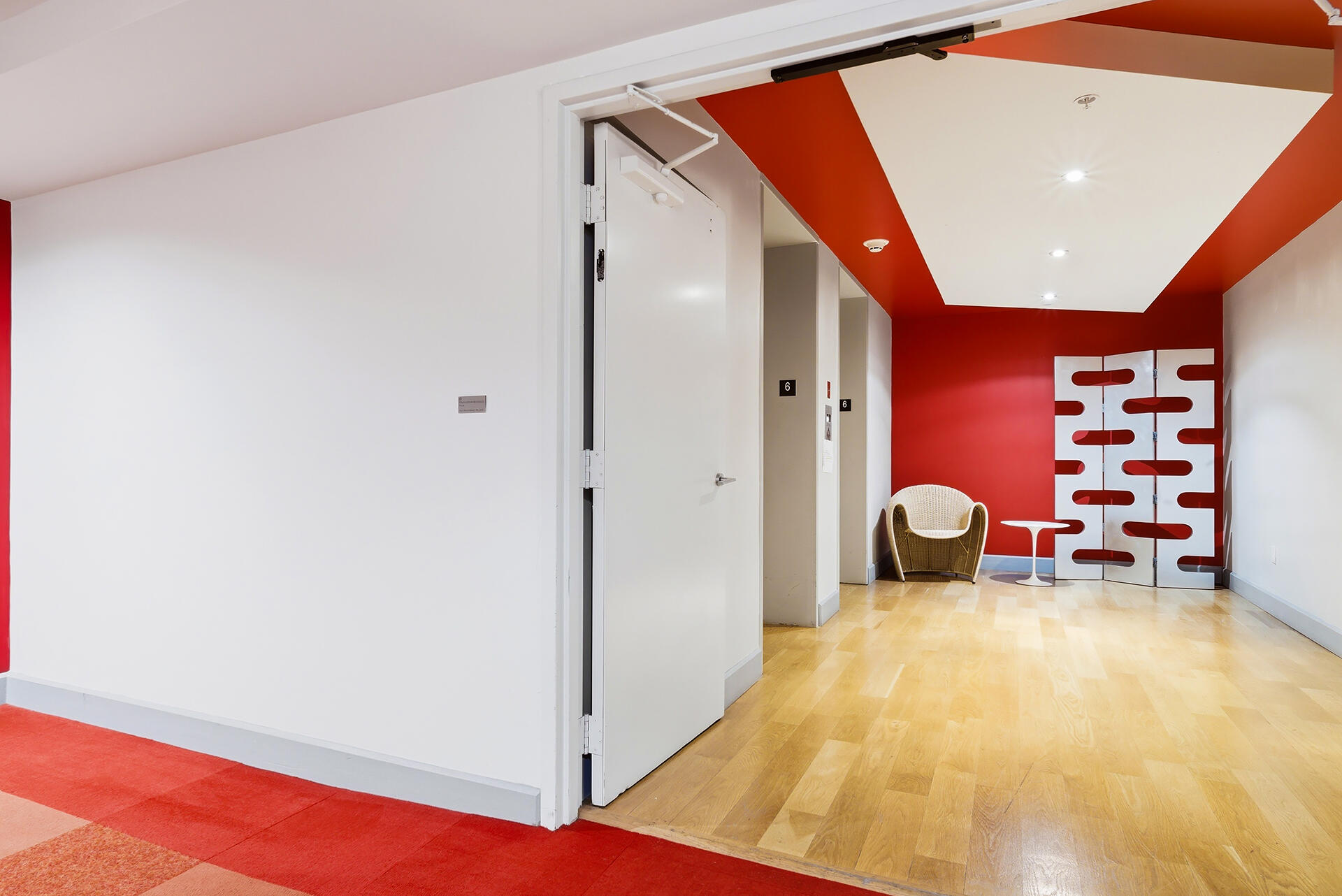 SLADE CONDO - Residential