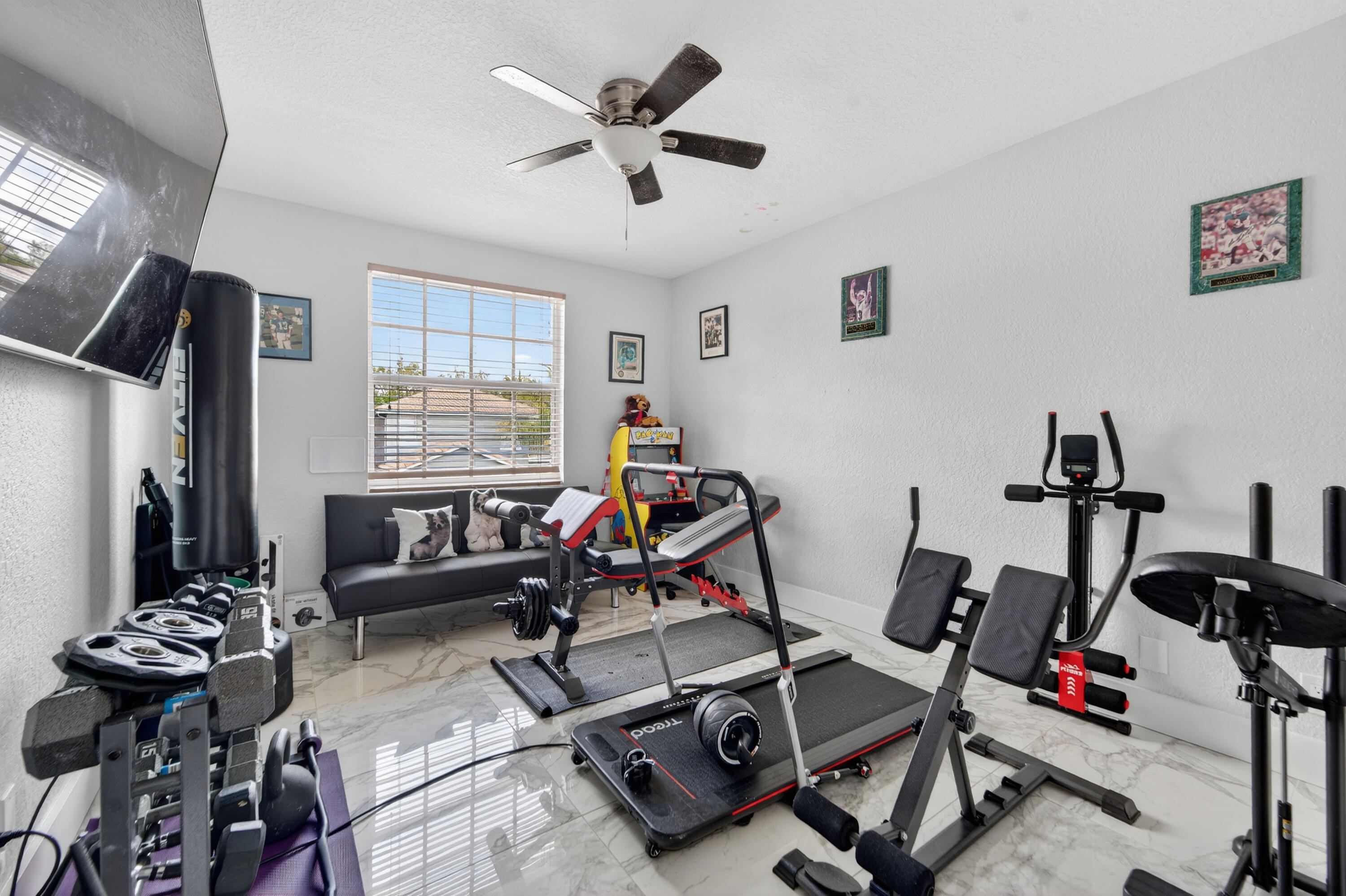 LIBERTY ISLES - Residential Lease