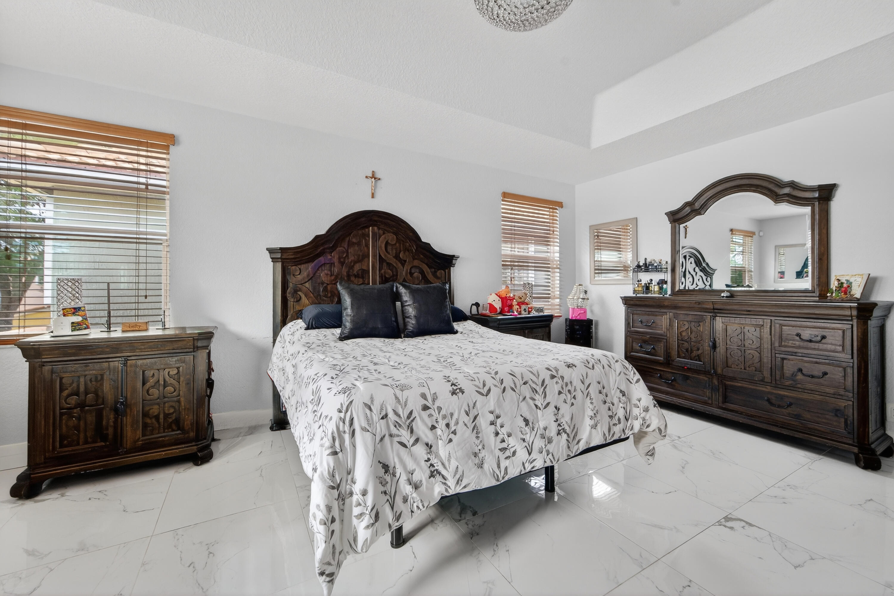 LIBERTY ISLES - Residential Lease