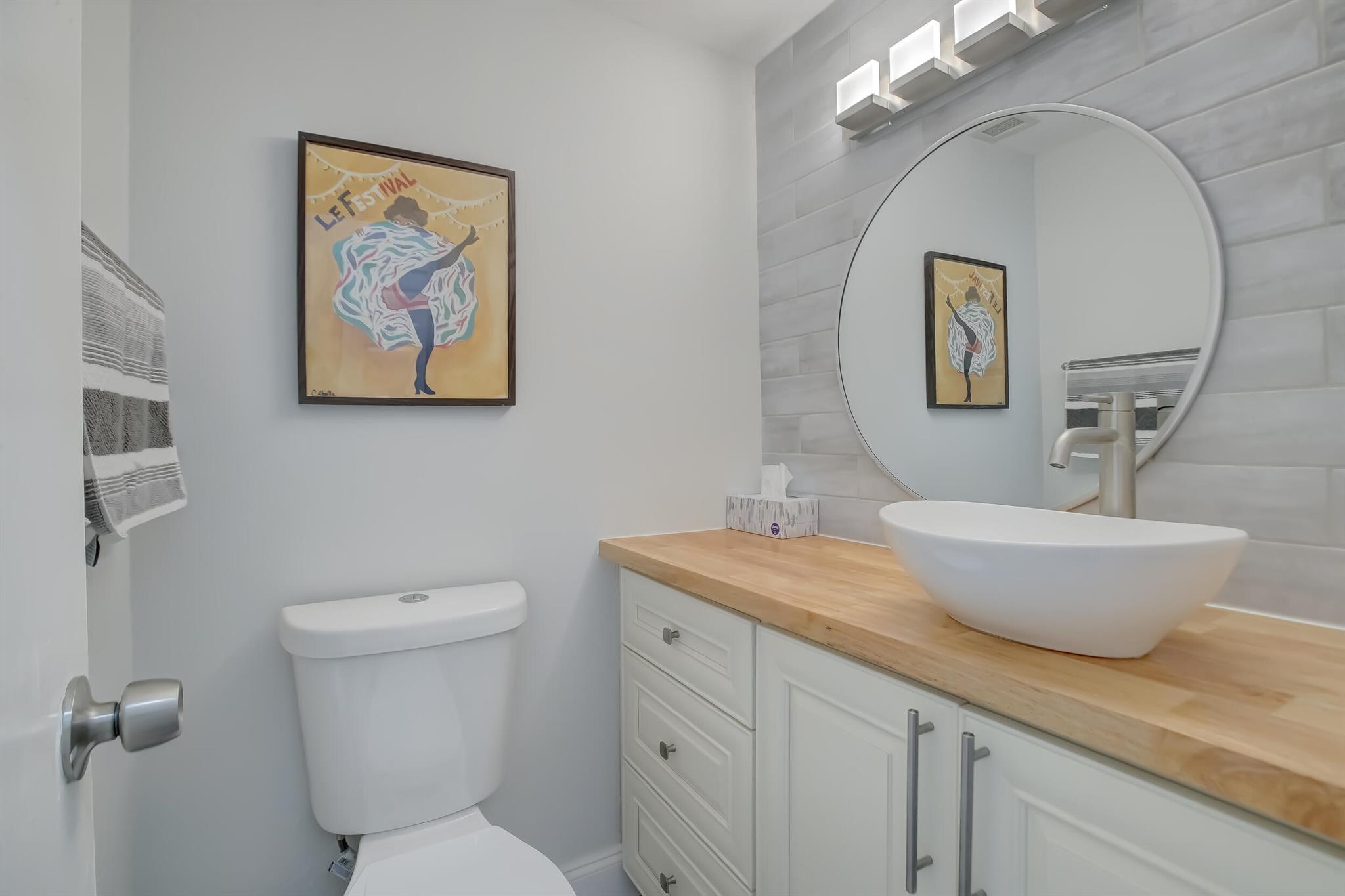 ARLEN HOUSE WEST CONDO - Residential Lease