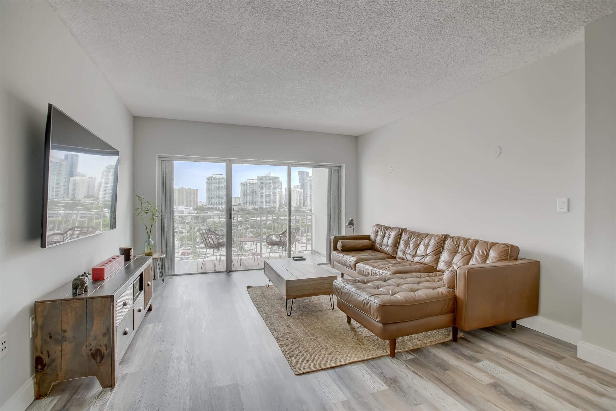 ARLEN HOUSE WEST CONDO - Residential Lease