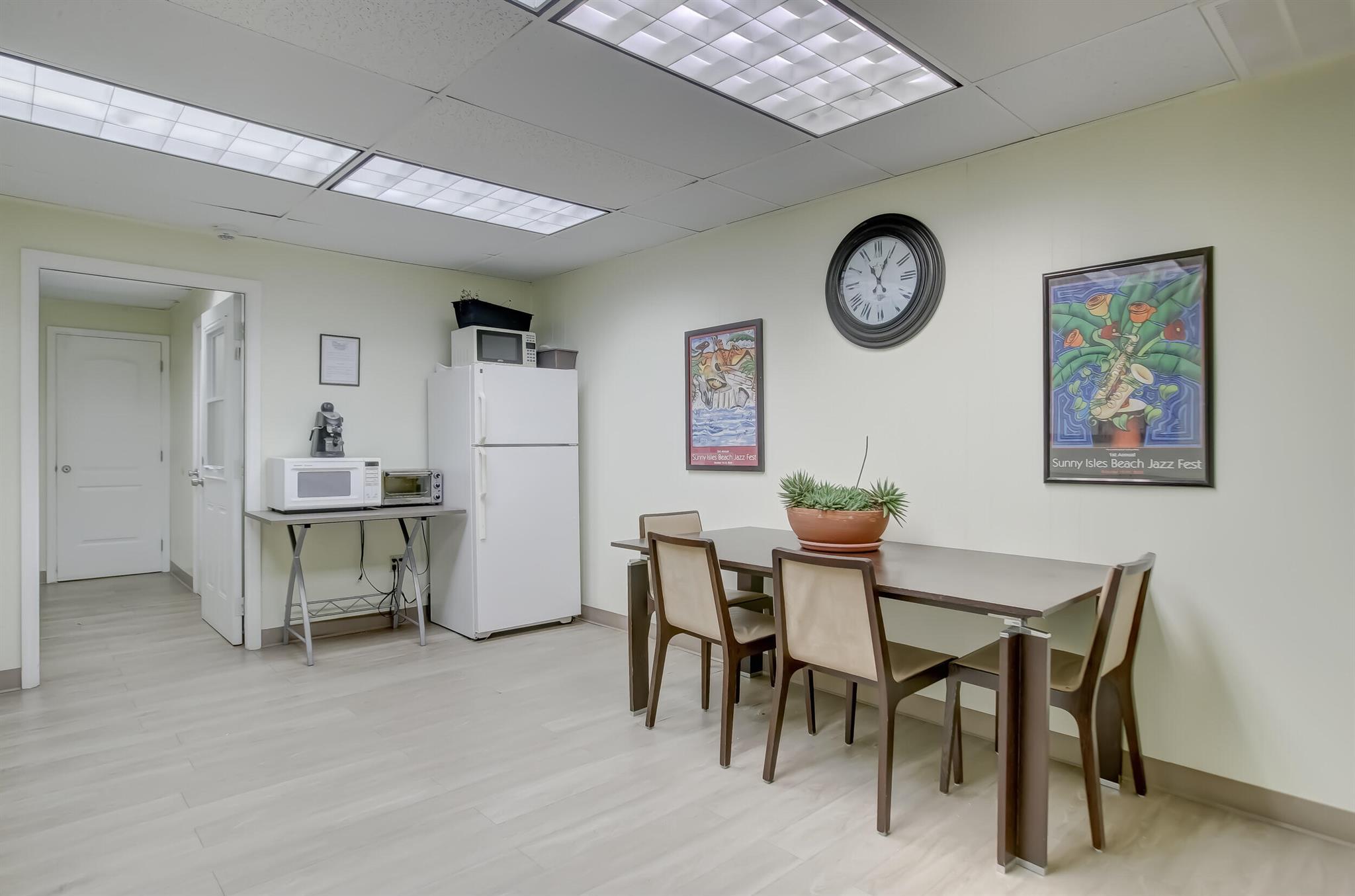 ARLEN HOUSE WEST CONDO - Residential Lease