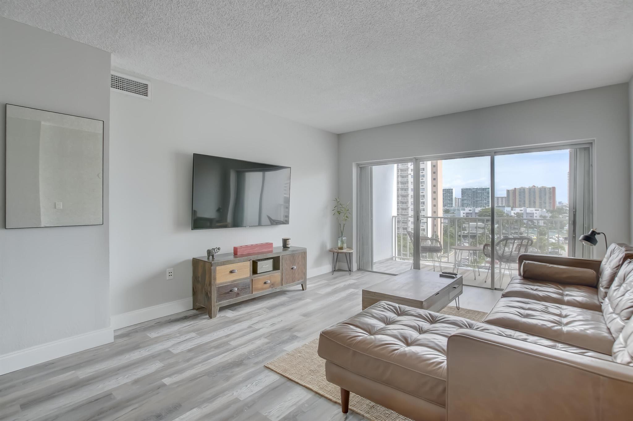 ARLEN HOUSE WEST CONDO - Residential Lease