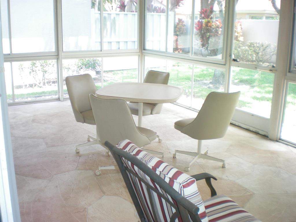 PALM ISLES WEST - Residential