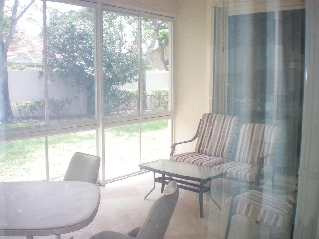 PALM ISLES WEST - Residential