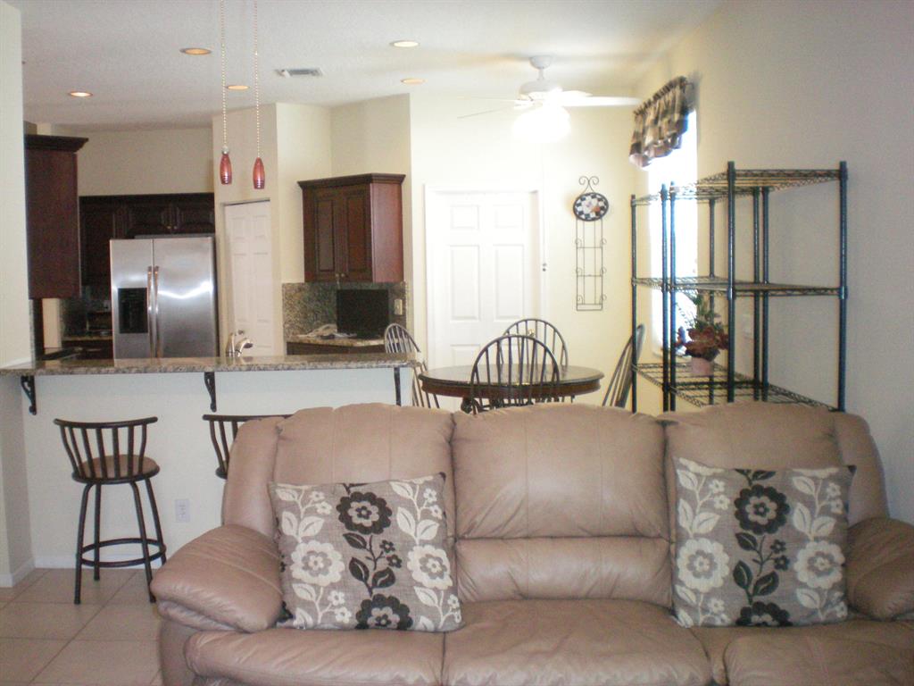 PALM ISLES WEST - Residential