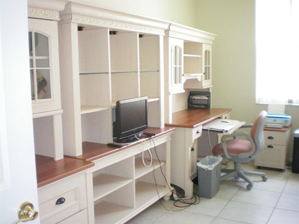 PALM ISLES WEST - Residential