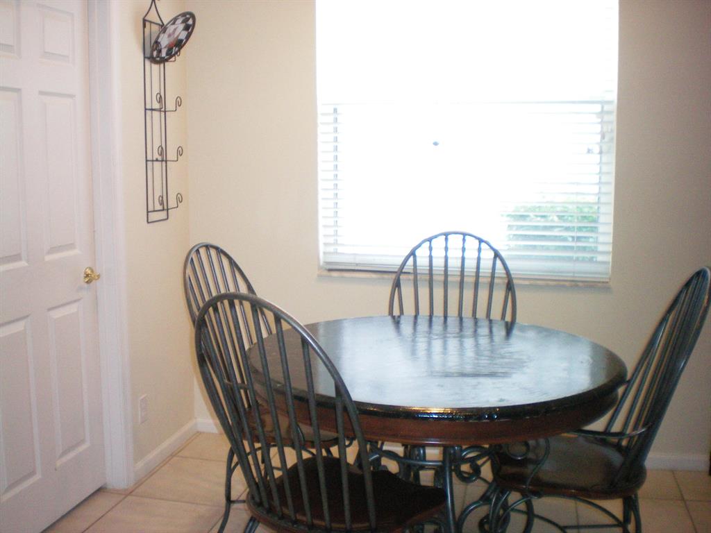 PALM ISLES WEST - Residential