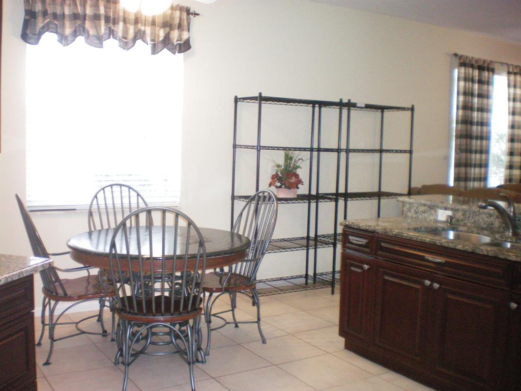 PALM ISLES WEST - Residential